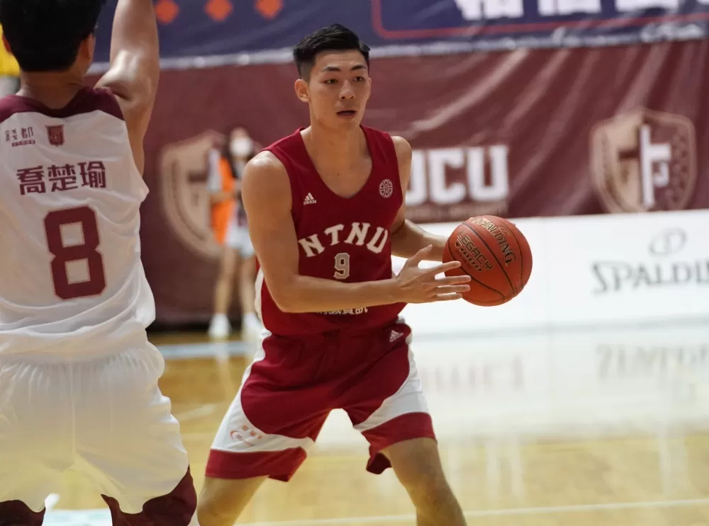 臺灣師大張兆辰8分10籃板。