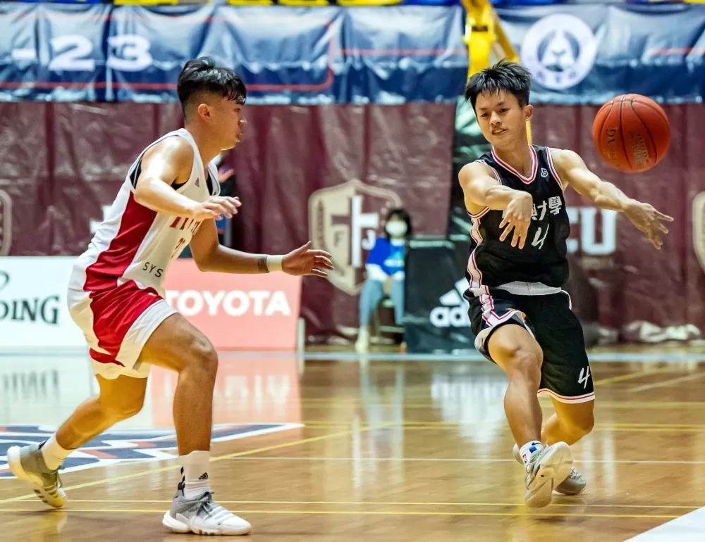 臺師5連勝中興。侯漢威／攝影。