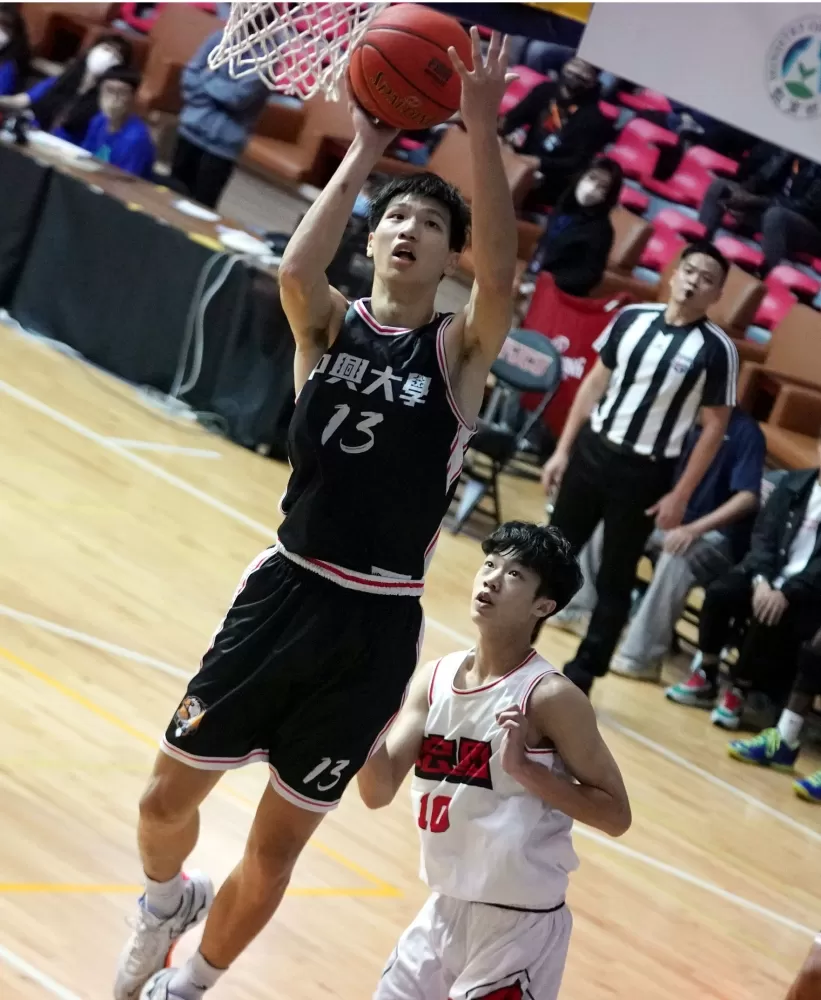 中興大學陳新翰。大專體總提供。下同。