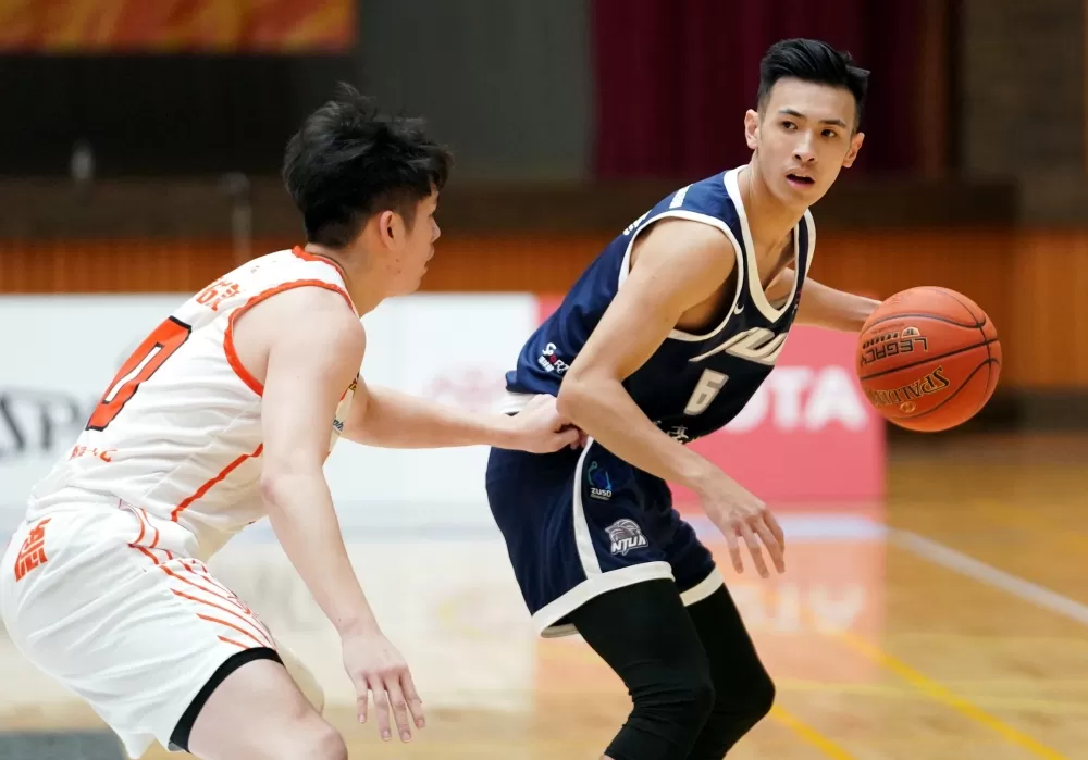 臺灣藝大黃濬彥8分。