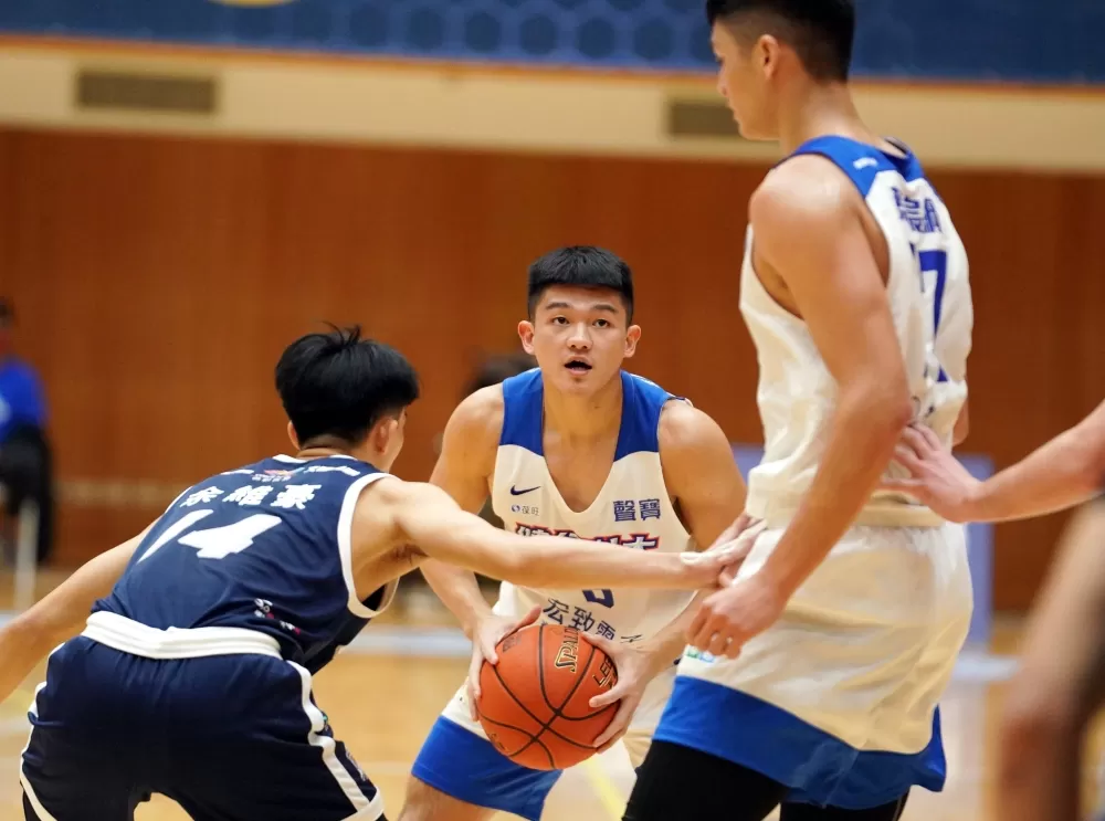 健行科大徐宏瑋14分。