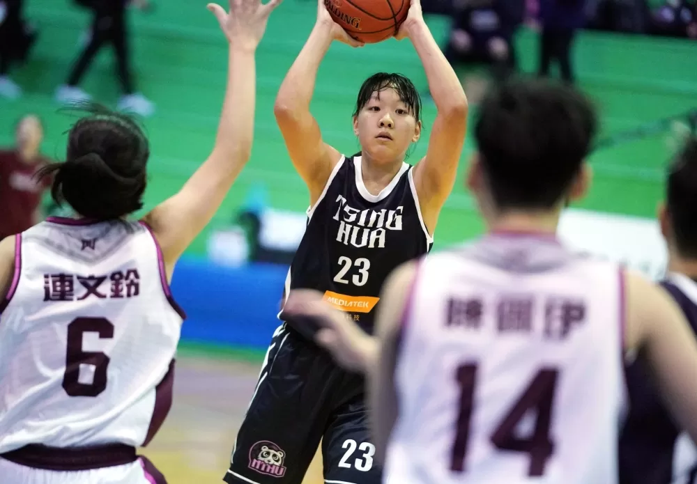 清華大學張聿敏19分17籃板。