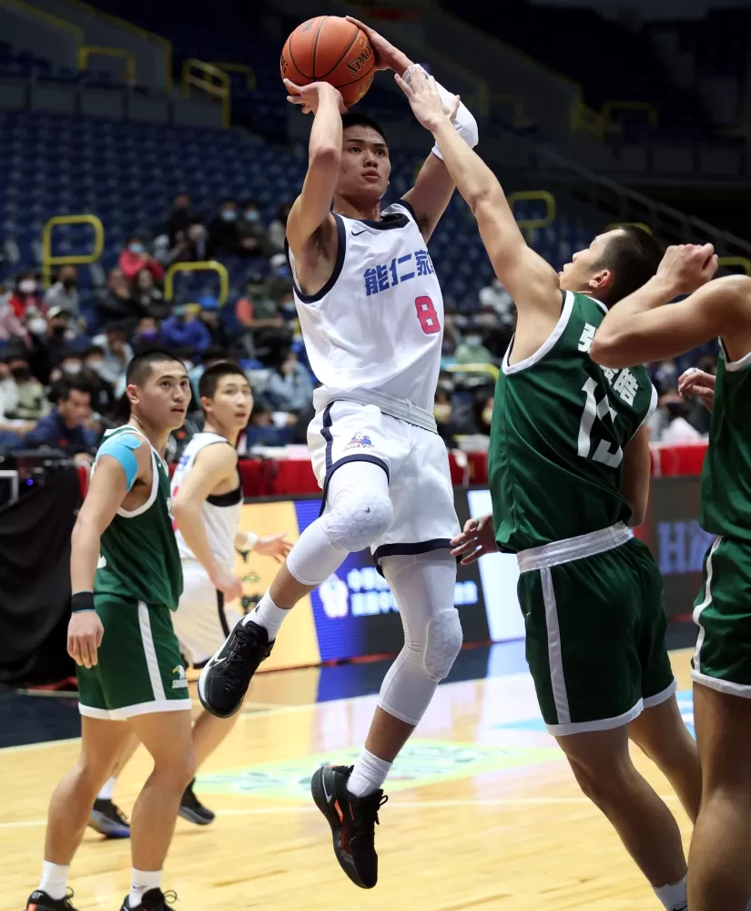 能仁林子皓拿16分。