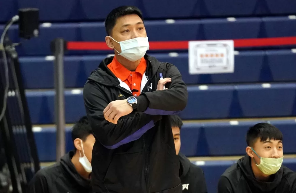 文化大學教練羅興樑。