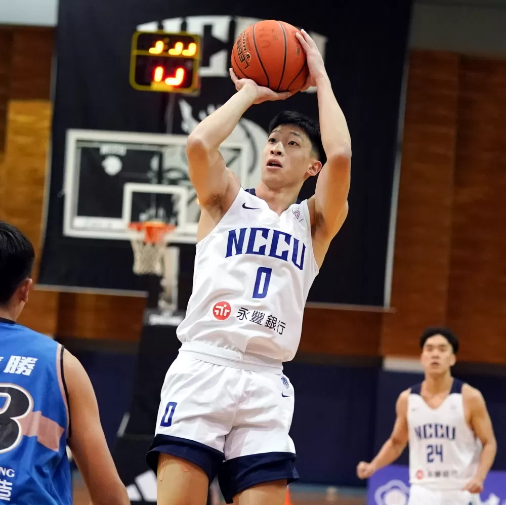 政治大學宋昕澔14分7助攻。