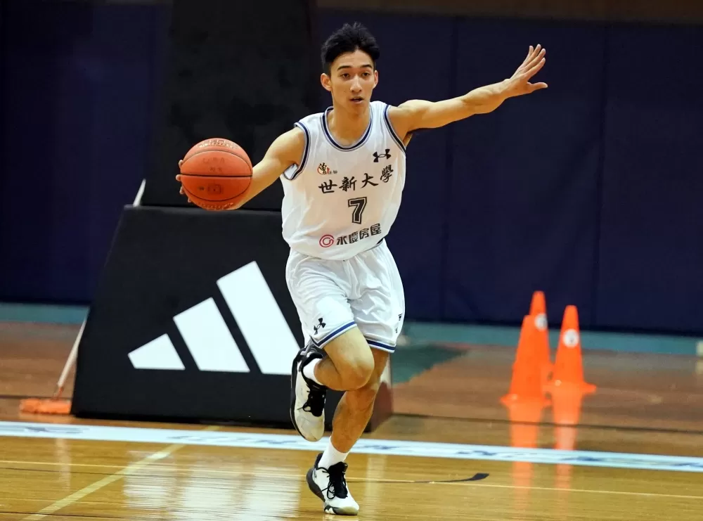 世新大學張俊生14分6助攻。