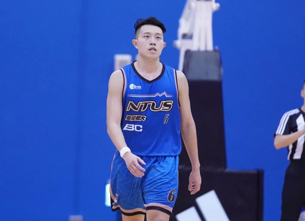 臺灣體大葉星孝10分14籃板。