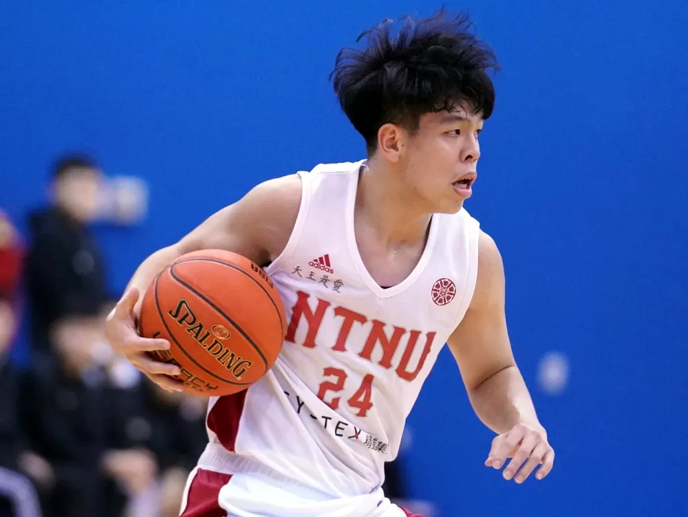 臺灣師大許敬恩11分。