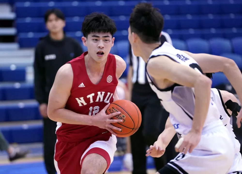 臺灣師大林信寬20分13籃板。