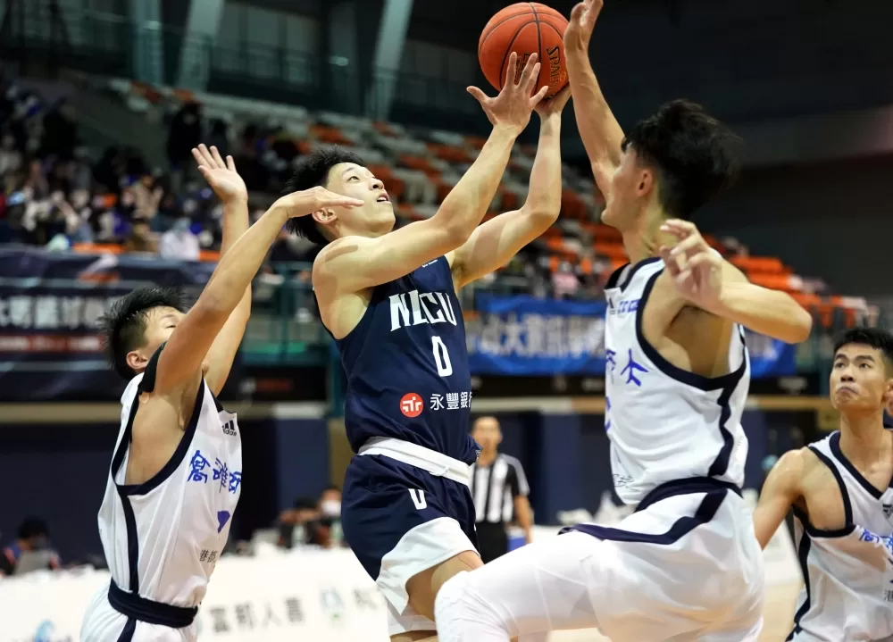政治大學宋昕澔。