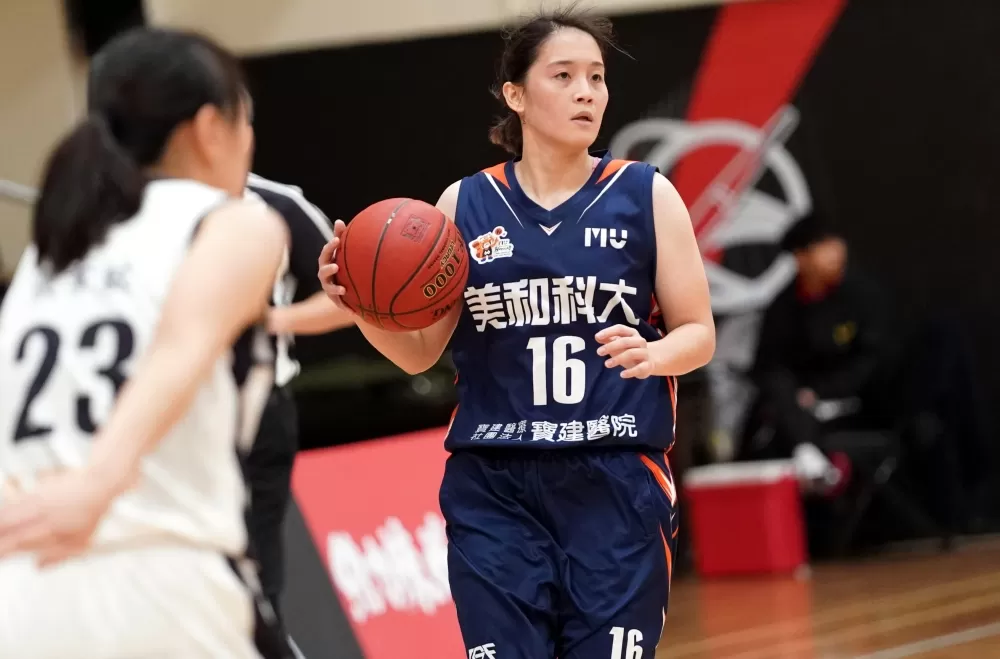 美和科大陳千惠20分8籃板。