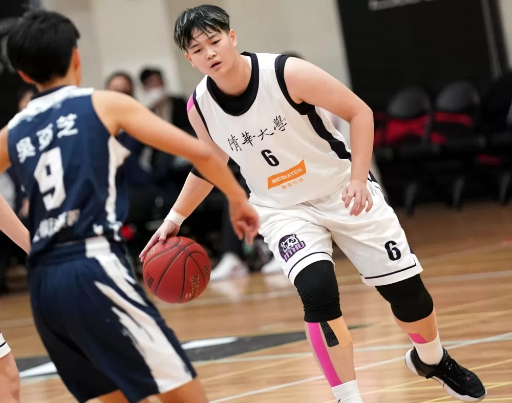 清華大學丁芷容3分8助攻。