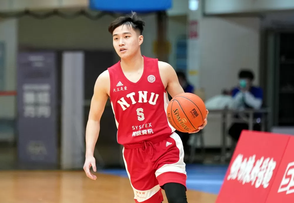 臺灣師大彭柏樺單場5顆三分球。