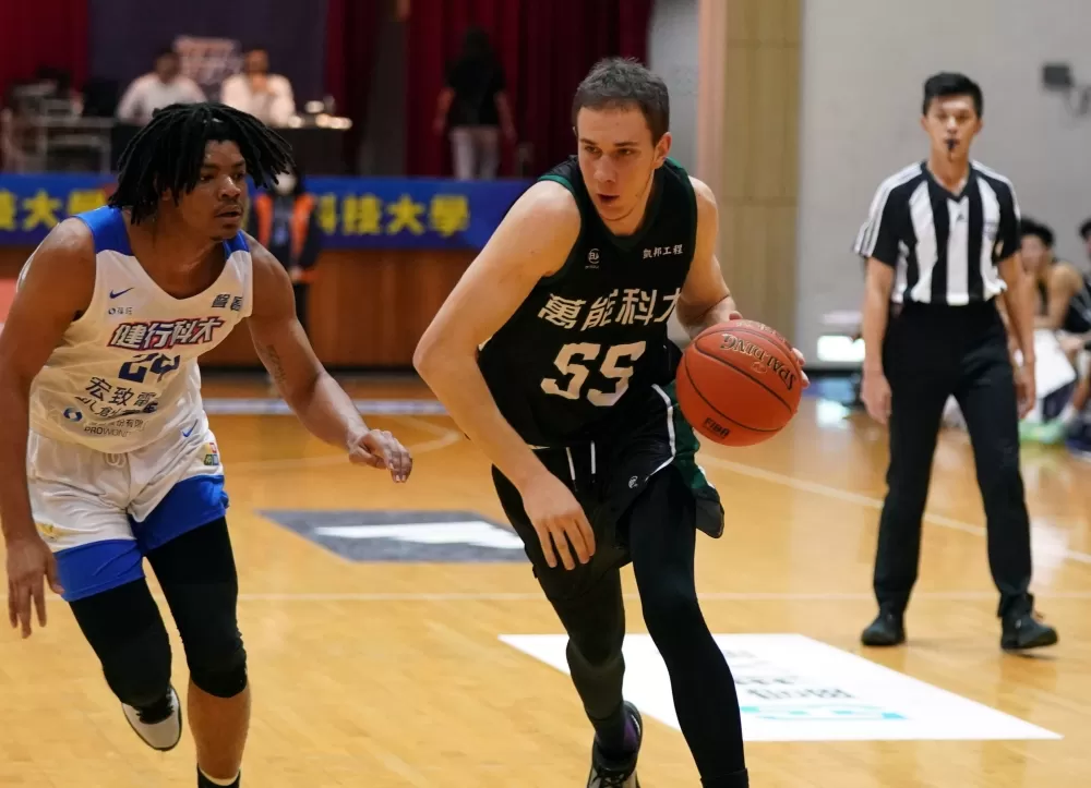 萬能科大盧卡10分。