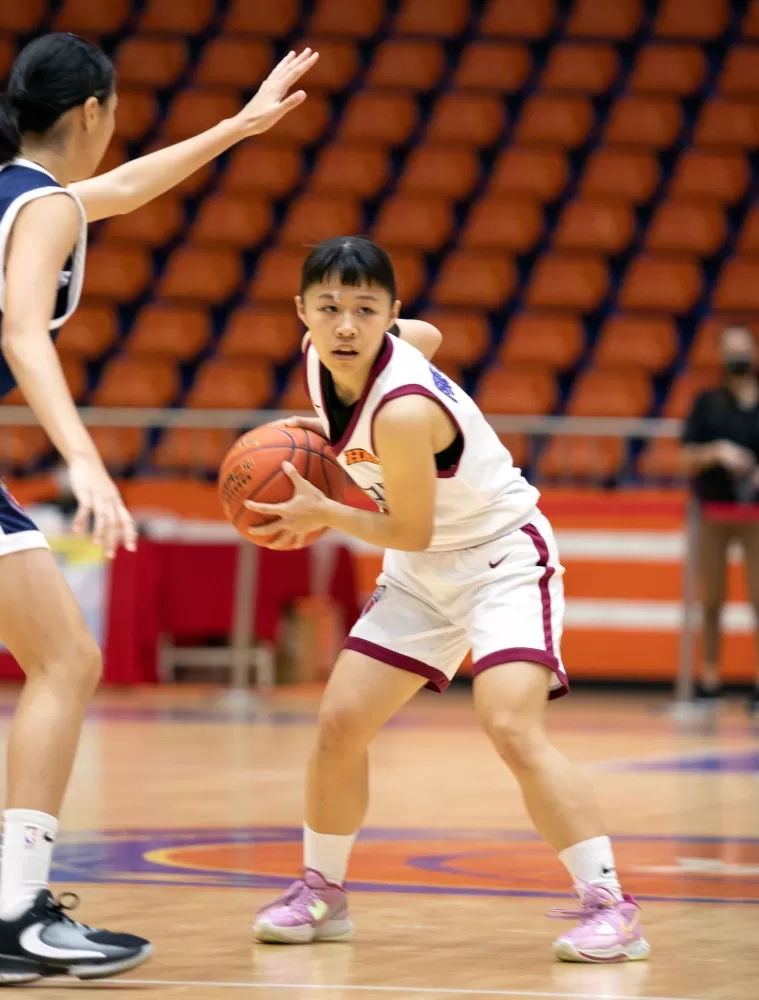 普門陳妤瑩3記三分彈拿18分、5籃板、9助攻、5抄截。