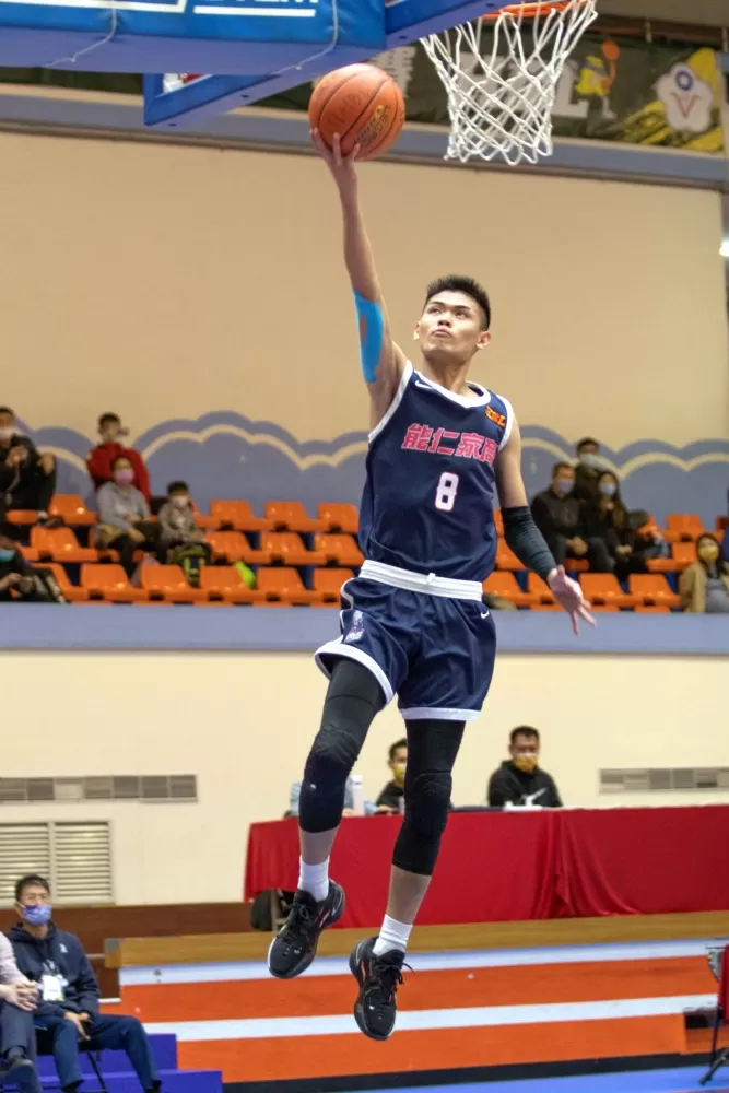 能仁林子皓18分。