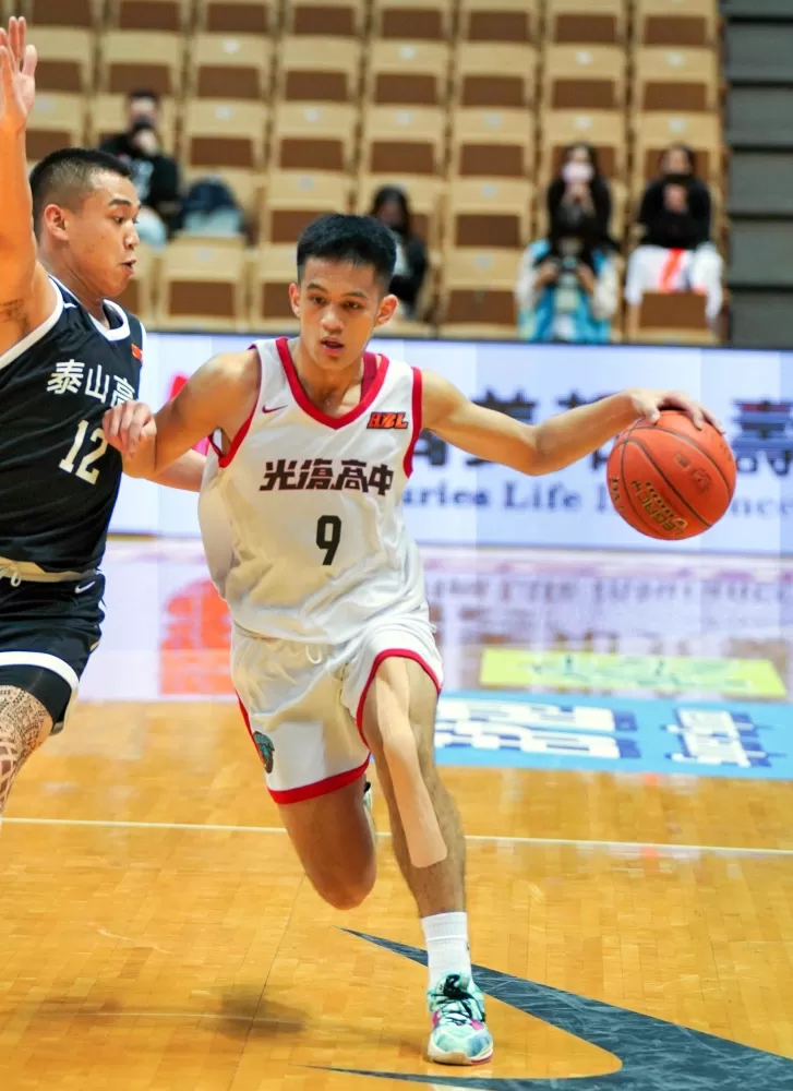 光復林恩宇18分、11籃板「雙十」。