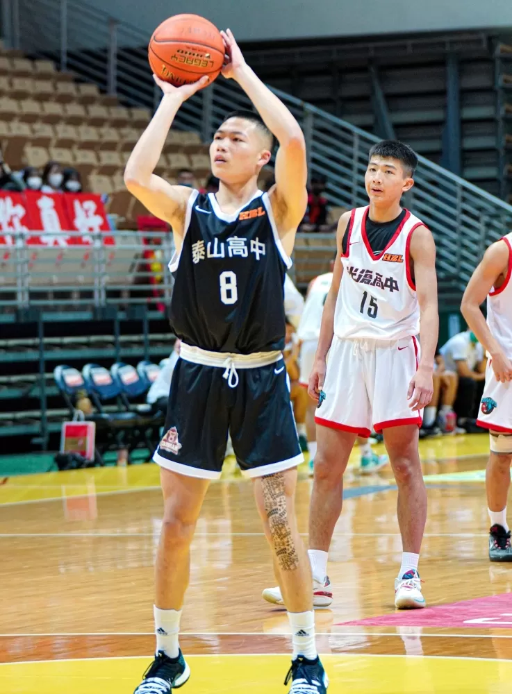 泰山林哲宇19分、