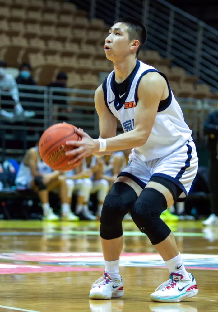 能仁王翊仲12分。