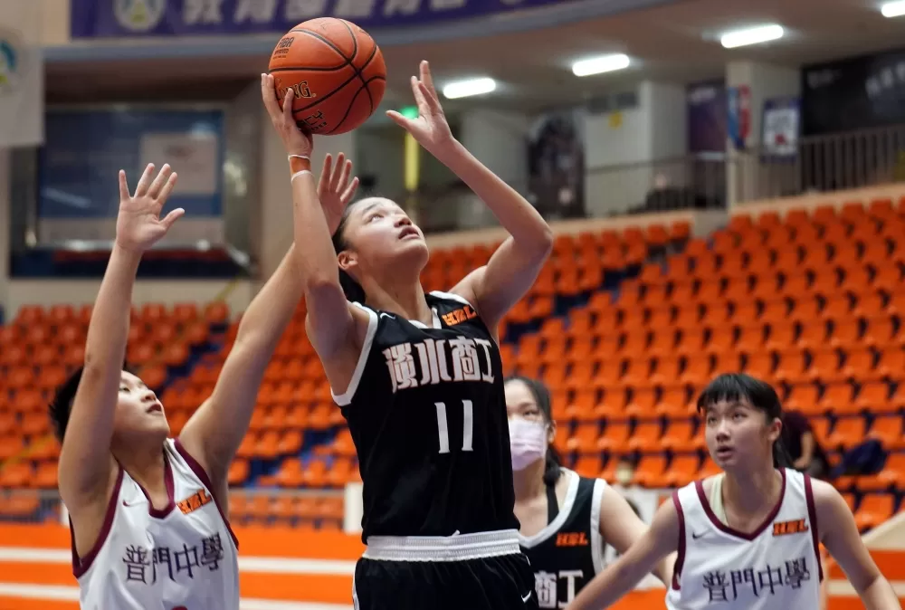 蕭豫玟率淡商4連勝。