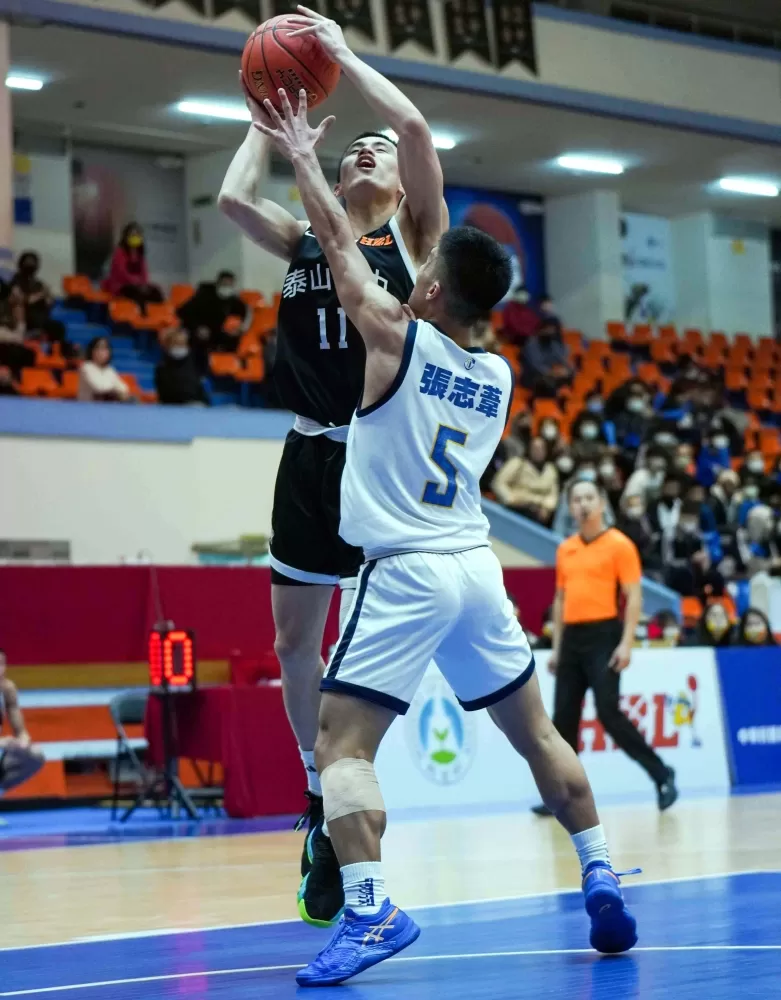 泰山劉宥儇16分、8籃板。