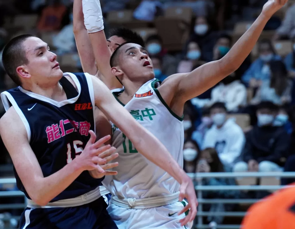 松山林現惟14分。