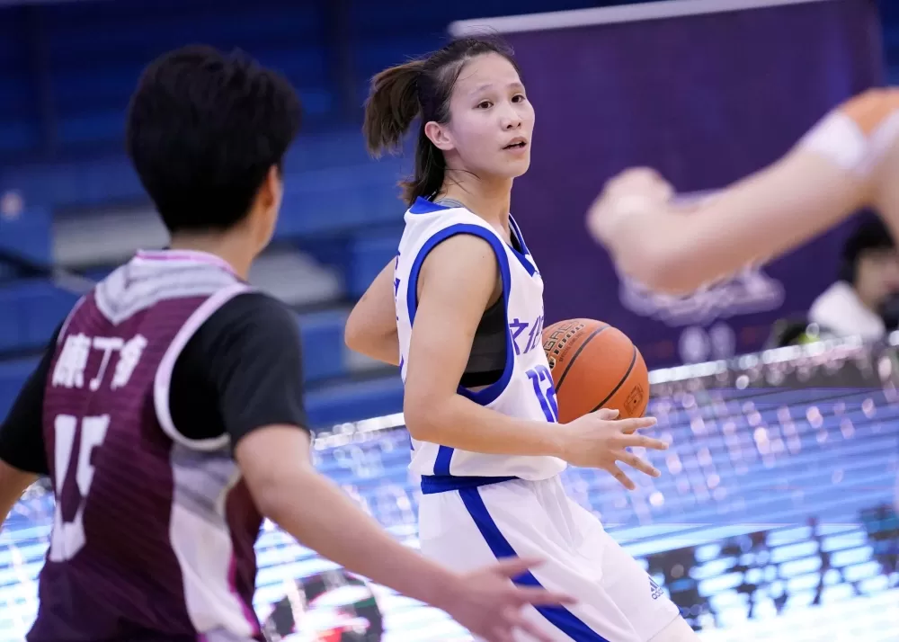 文化大學王玥媞20分。