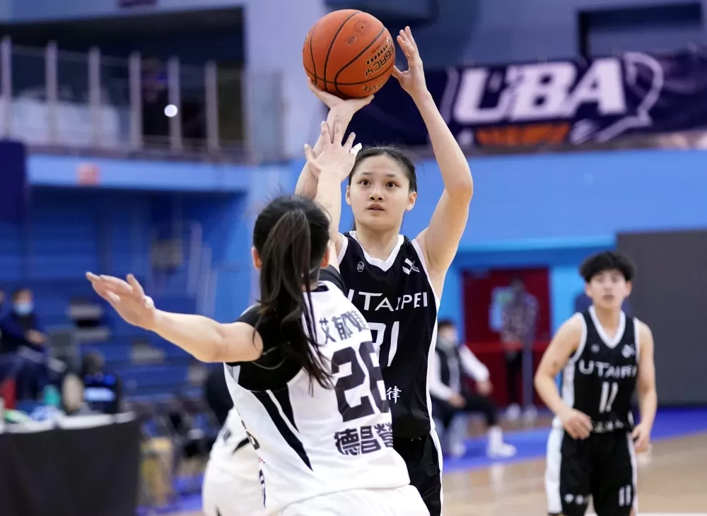 北市大學李貞誼11分。