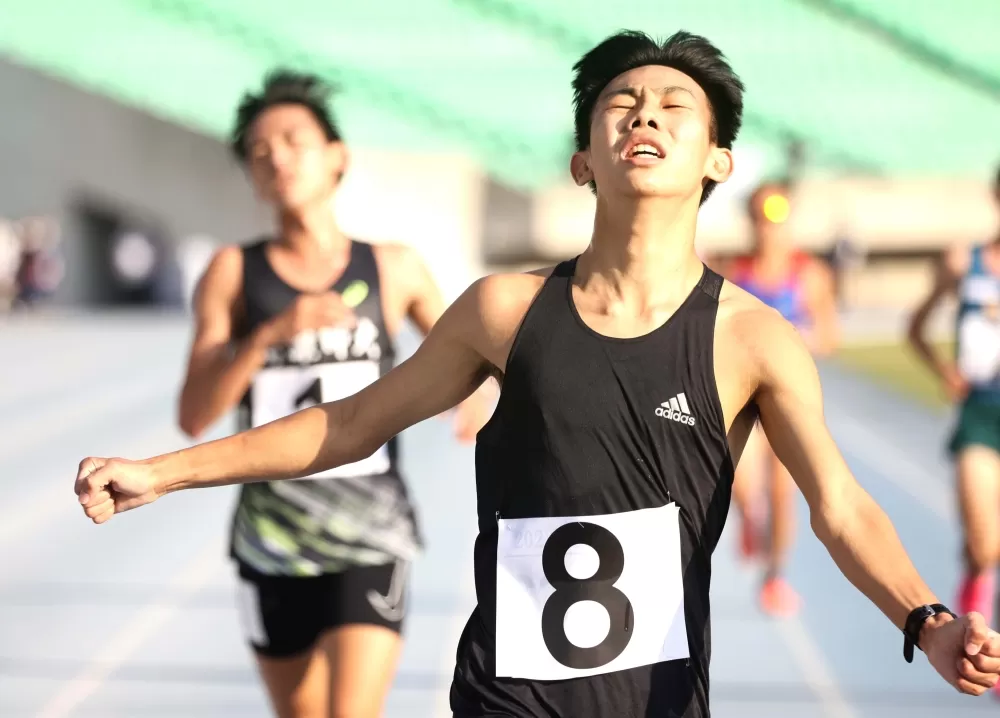 黃柏憲（前）奪金破大會超激動。林嘉欣／攝影。