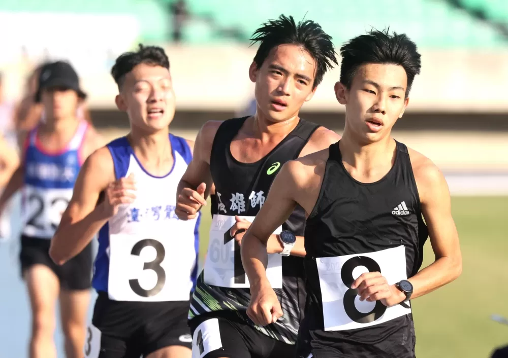 黃柏憲(前起)、黃祥維和周賢峰都破大會。林嘉欣/攝影。