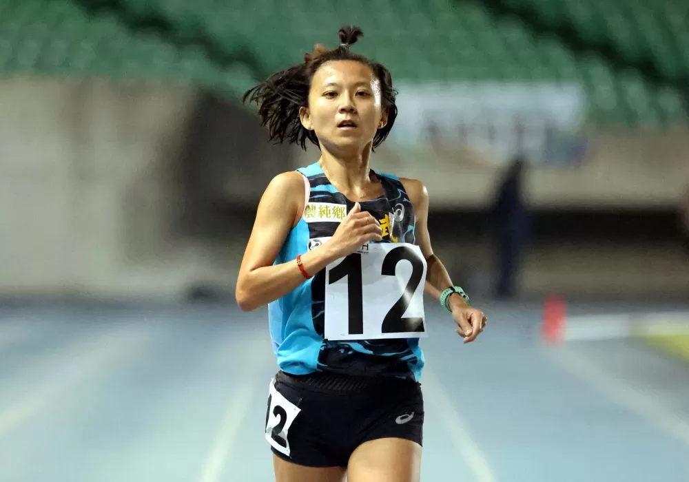 公開女一萬公尺蘇鳳婷破大會。林嘉欣/攝影。