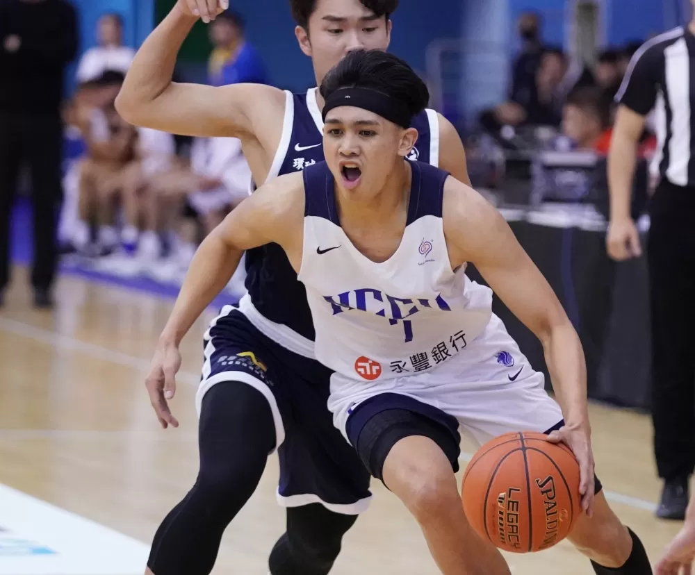 政治大學游艾喆5助攻。