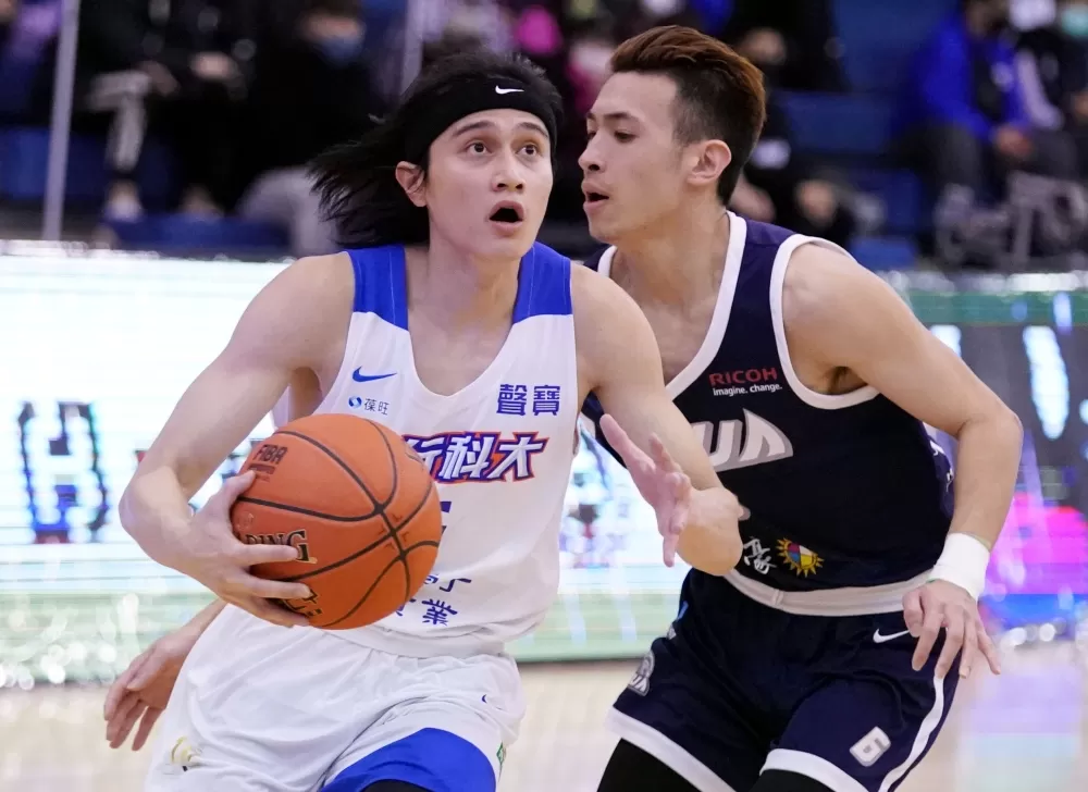 健行科大高錦瑋14分6籃板3助攻3抄截。