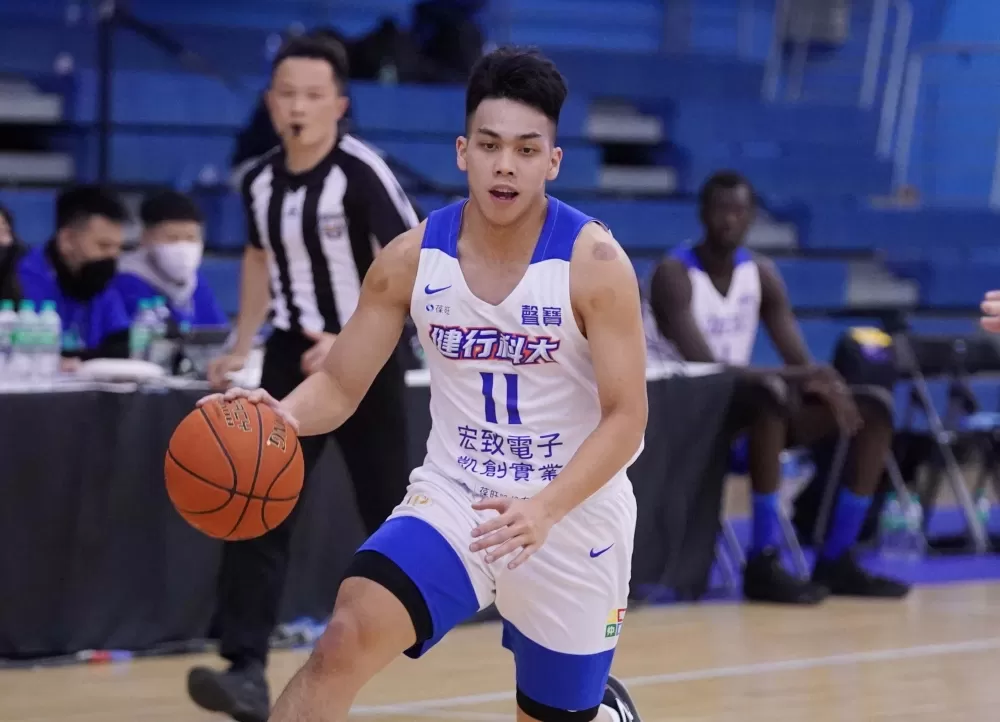 健行科大潘偉傑13分。