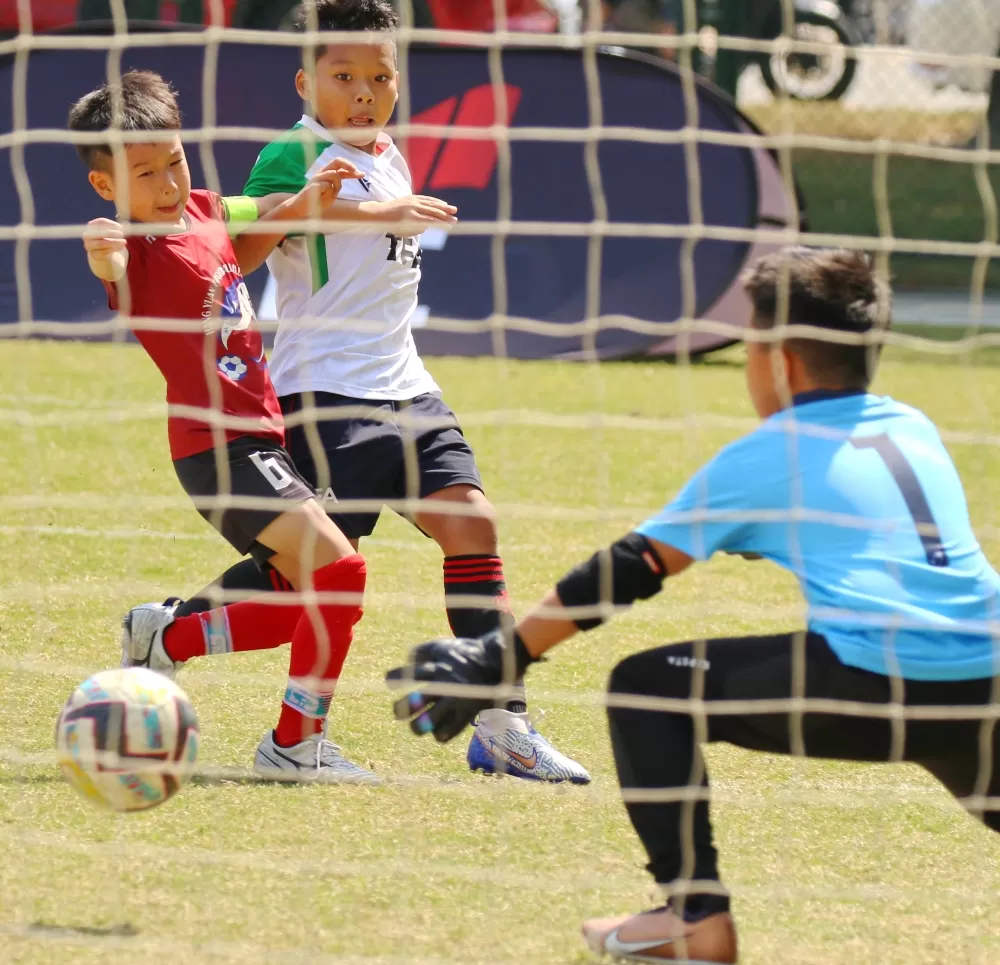 U10組冠軍賽尤文圖斯 羅允澤 單場踢進6球（大會提供）。