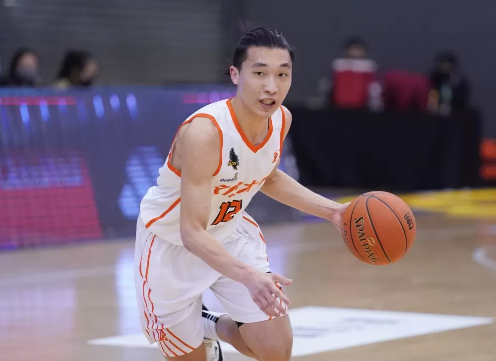 文化大學熊哲言15分含4外線。