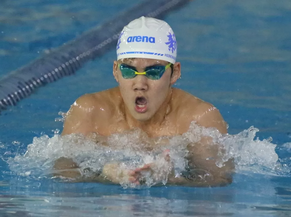 新北市112年中等學校運動會 游泳競賽實況（大會提供）。