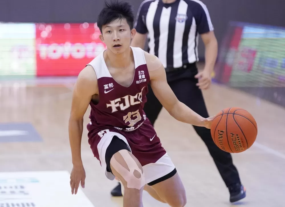輔仁大學王翊帆傳出7助攻。