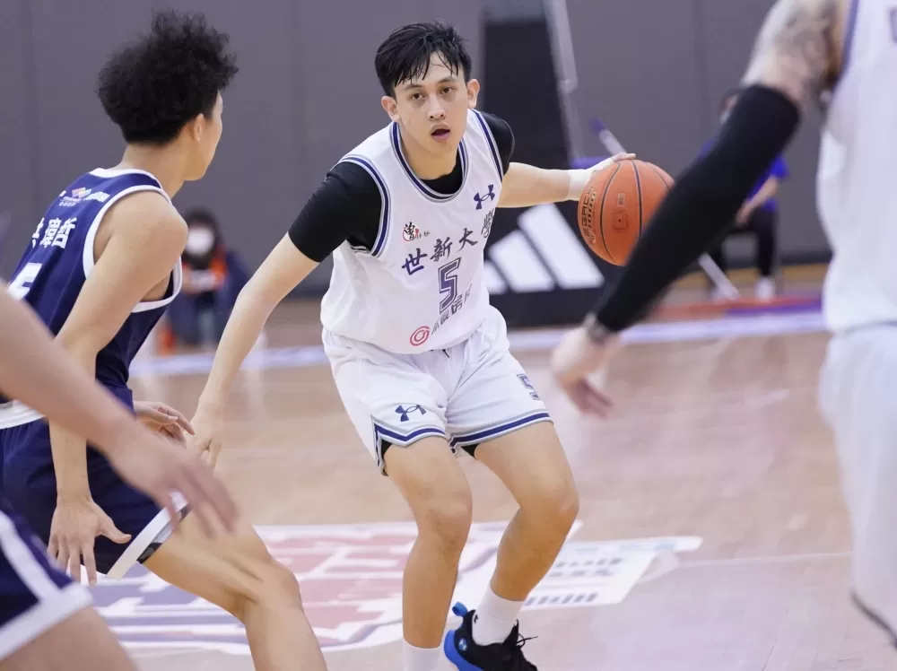 世新大學陳將双。