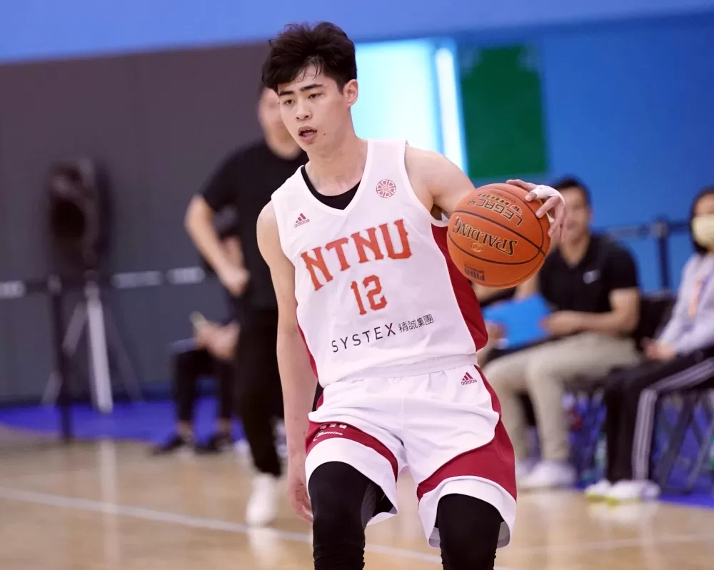 臺灣師大林信寬16分。