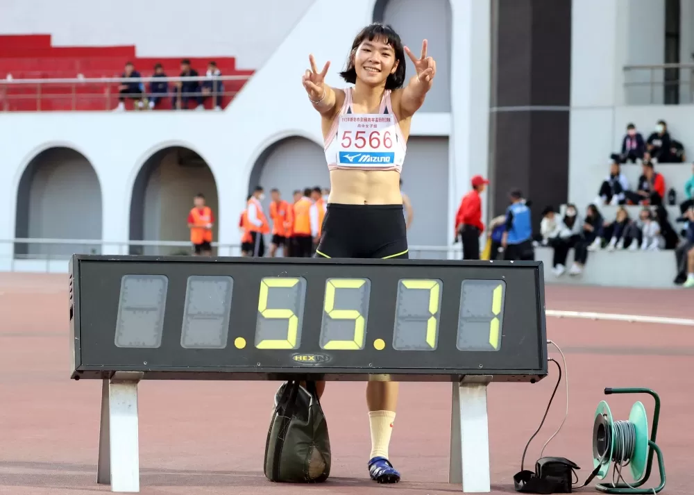 過年只休兩天的陳紜晞破大會。林嘉欣/攝影。