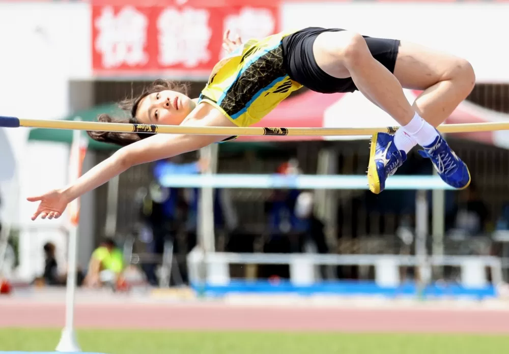 林沛萱在國女跳高以1.79封后優於高女組和公開女組,全能破大會超全中運。林嘉欣/攝影。