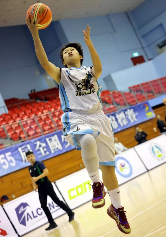 江翠蘇宥豪球技全方位。