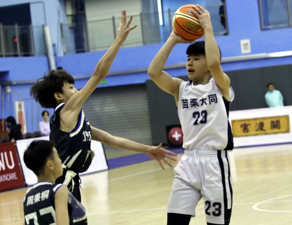 大同陳宥恩切入強攻。