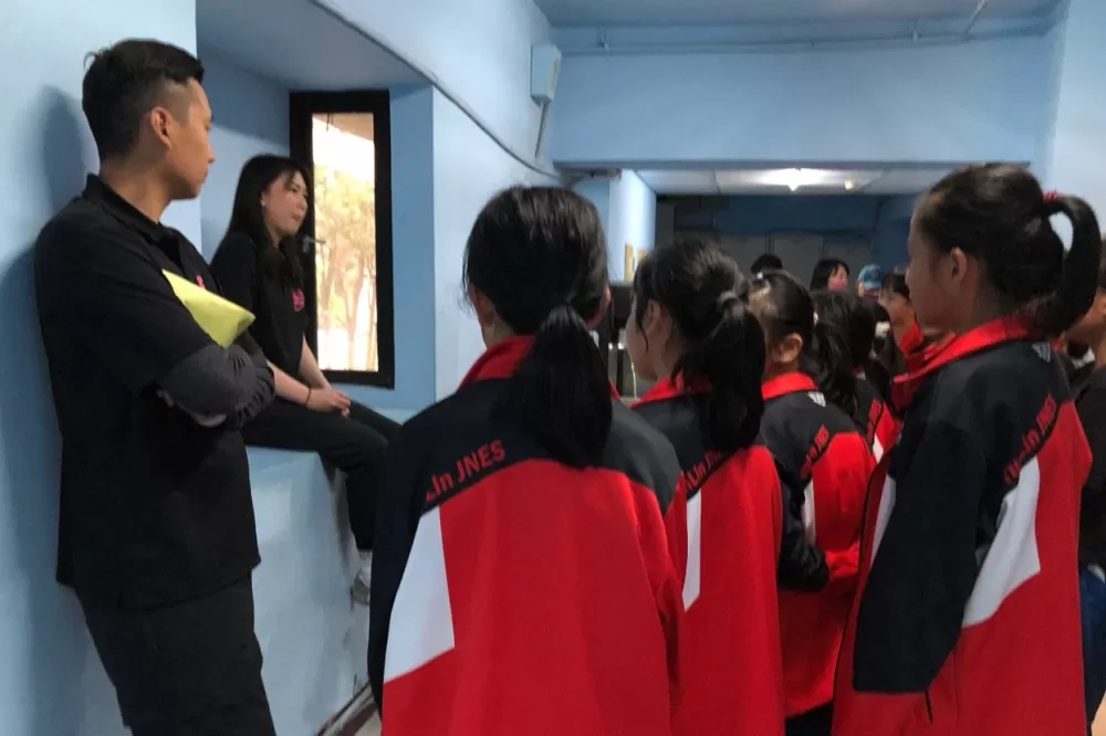 鎮南5連勝中斷吞首敗無緣冠軍，教練檔陳昱汝、鄭元凱精神講話。