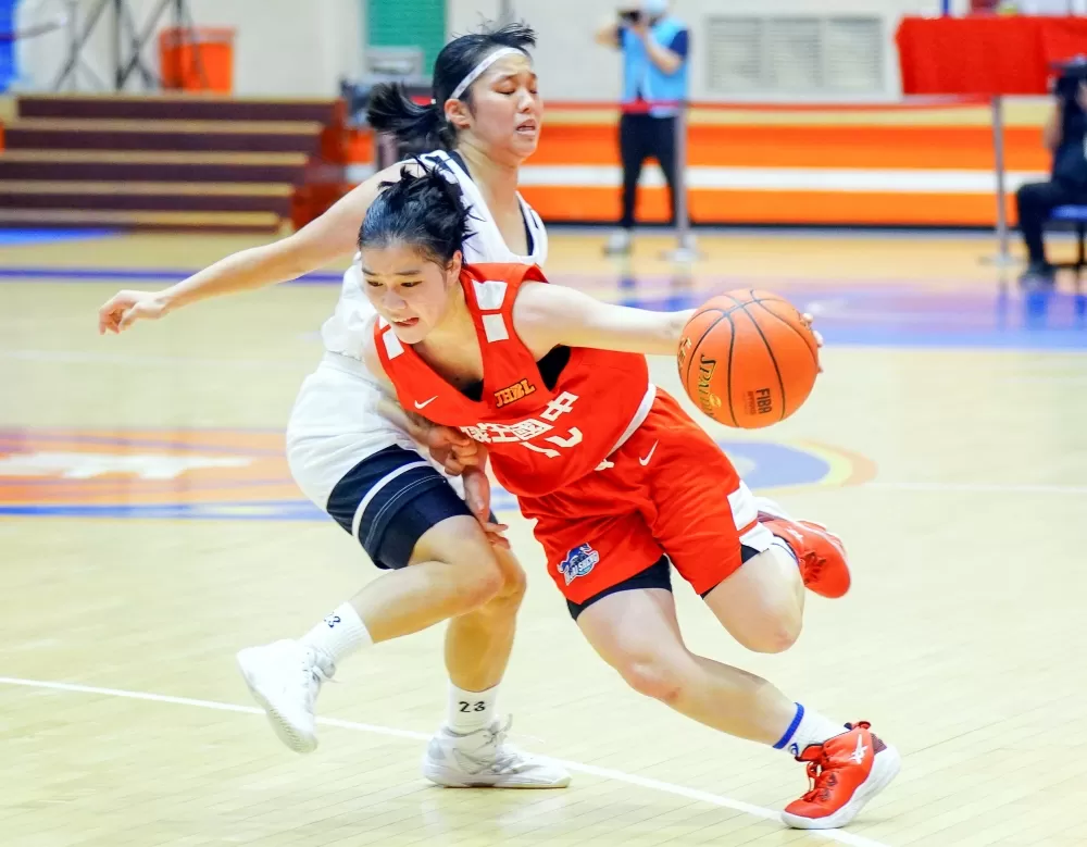 懷生，「一姊」陳姿宸17分、7籃板、5助攻。