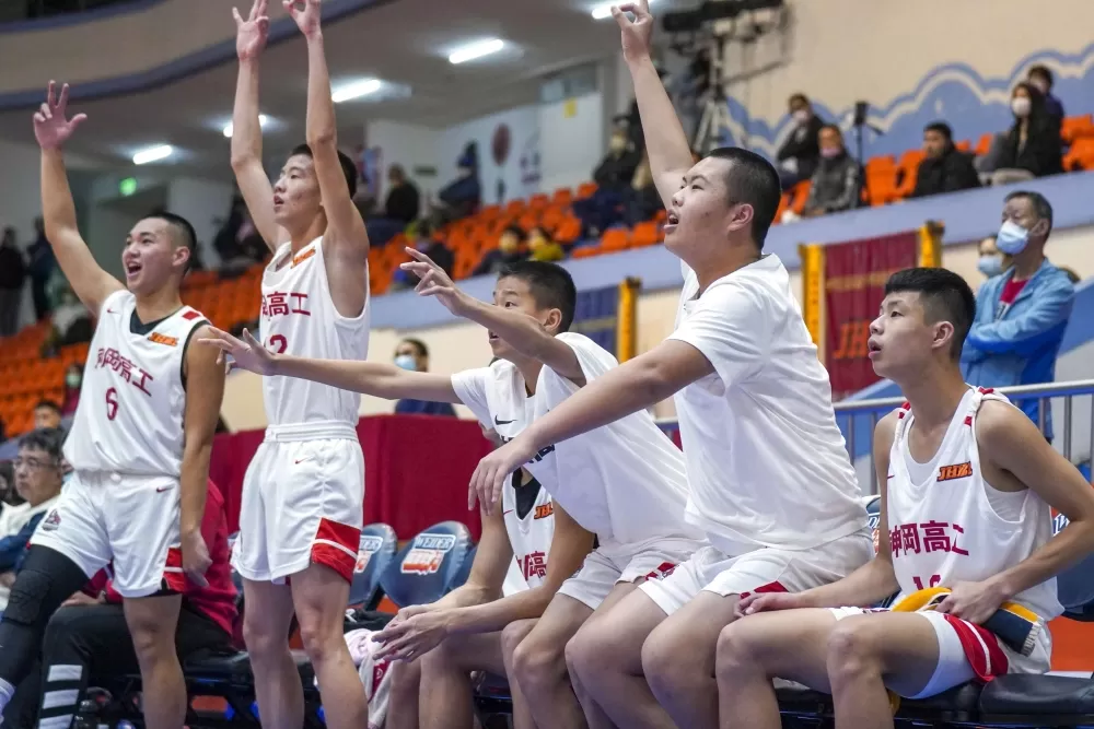 神岡則繼107學年拿亞軍後，隊史二度晉四強。