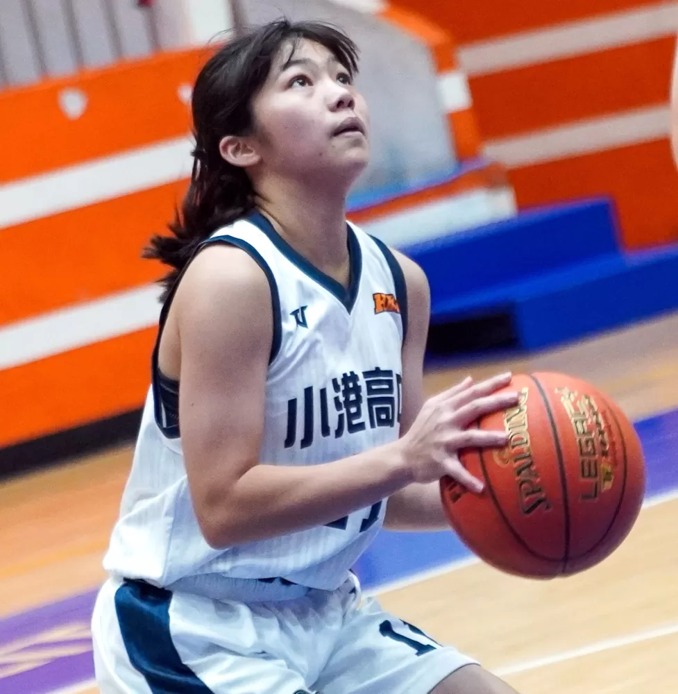 小港陳美珠18分。