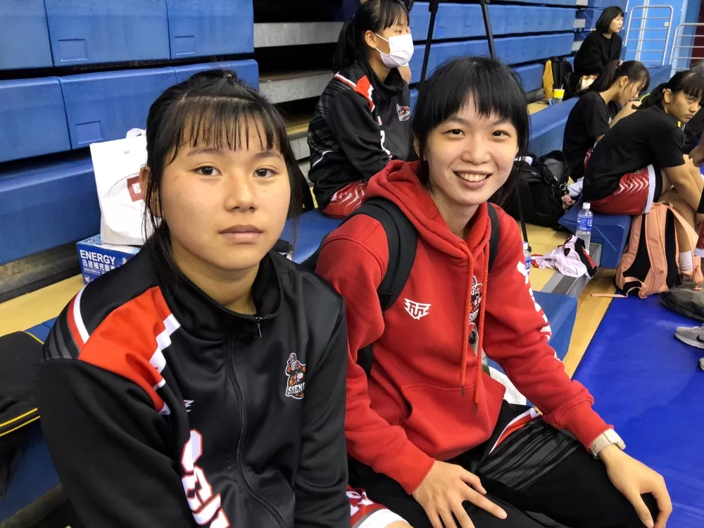 神岡女籃181中鋒黃詩庭與教練林怡辰愈來愈match。