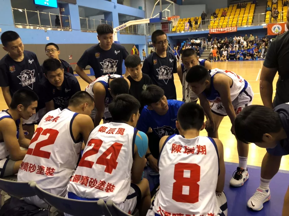 文化教練梁震宇沙盤推演 。